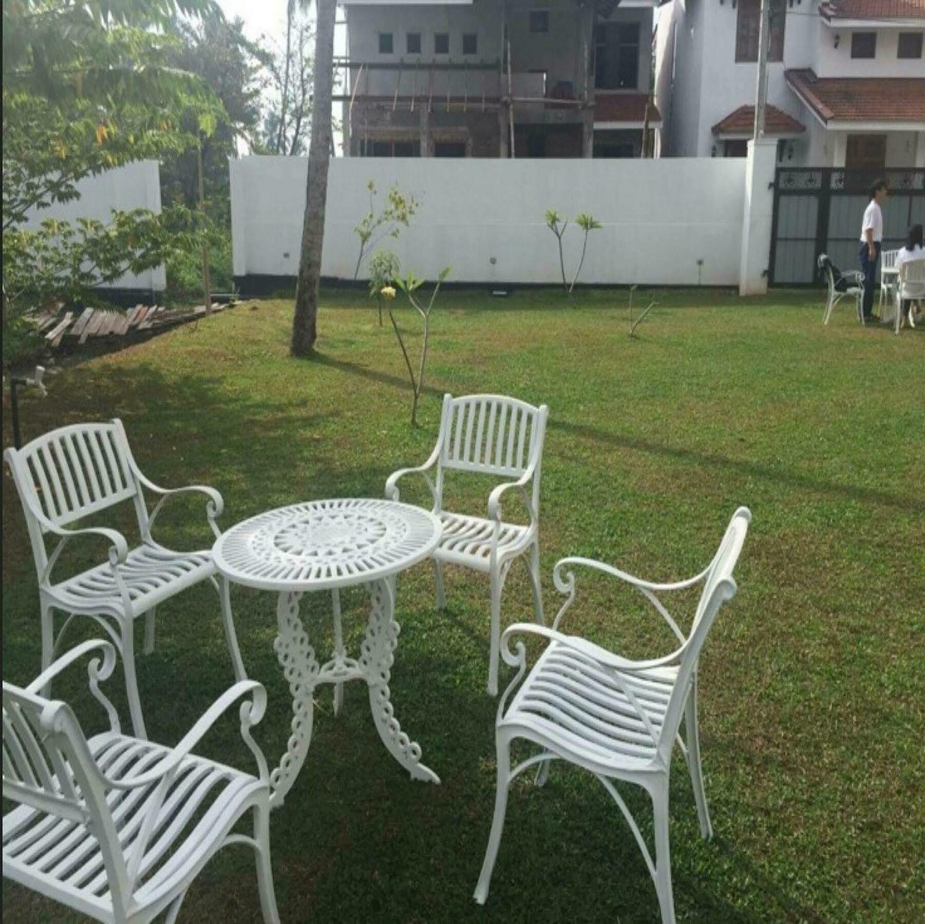 Sunrise Palace Negombo Exterior photo